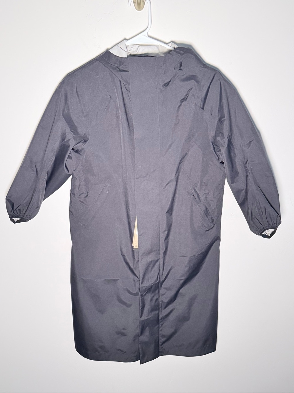 Nike Girl’s Storm-Fit ADV Rain Jacket - Picture 2 of 15